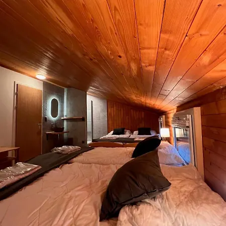 Hostel Family & Mountain C'est La Vie