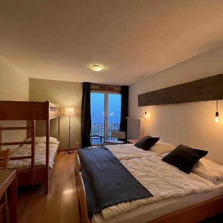 Family & Mountain C'est La Vie