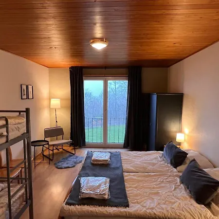 Family & Mountain C'est La Vie Hasliberg