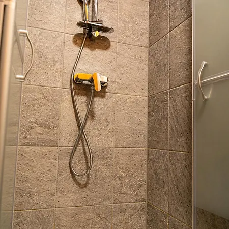 Hostel Family & Mountain C'est La Vie *