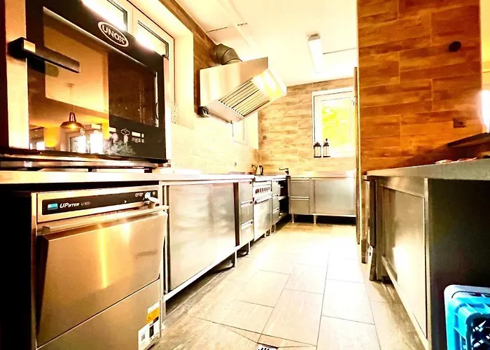 Family & Mountain C'est La Vie