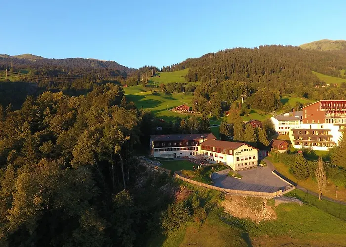 Hostel Family & Mountain C'est La Vie *