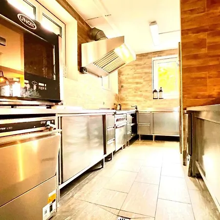 Family & Mountain C'est La Vie