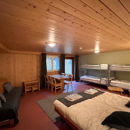 Family & Mountain C'est La Vie Hasliberg