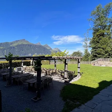 Family & Mountain C'est La Vie Hostel Hasliberg