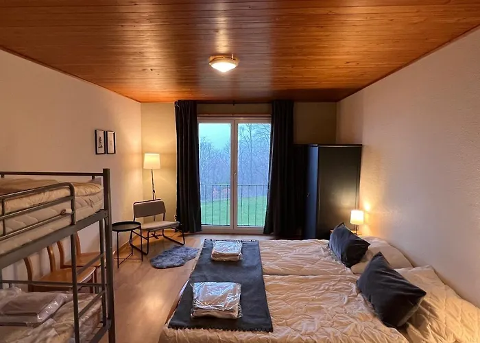 Family & Mountain C'est La Vie Hasliberg