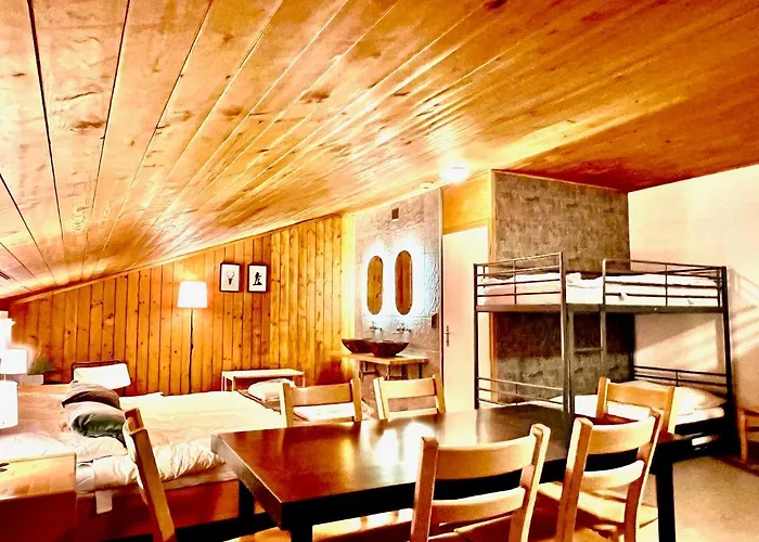 Family & Mountain C'est La Vie *