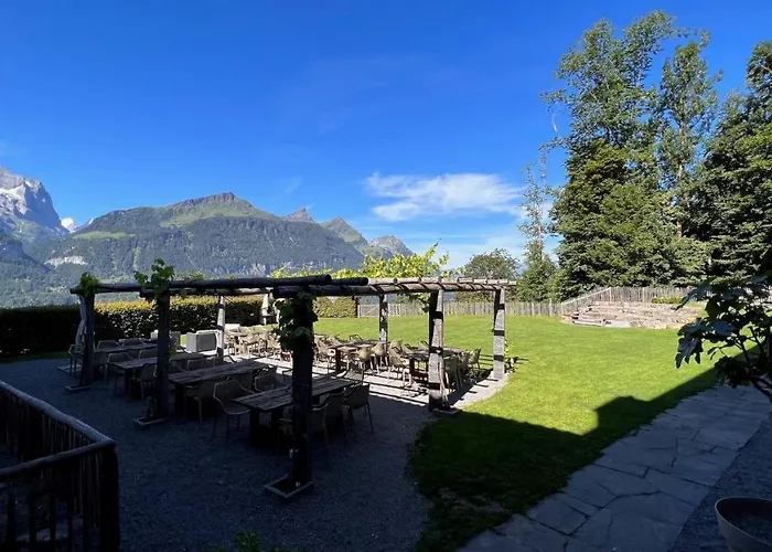 Family & Mountain C'est La Vie Hostel Hasliberg