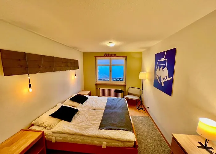 Family & Mountain C'est La Vie Hostel *