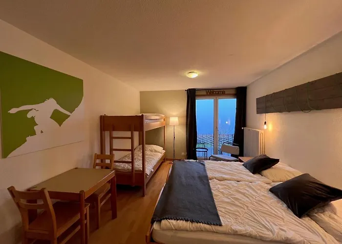 Family & Mountain C'est La Vie