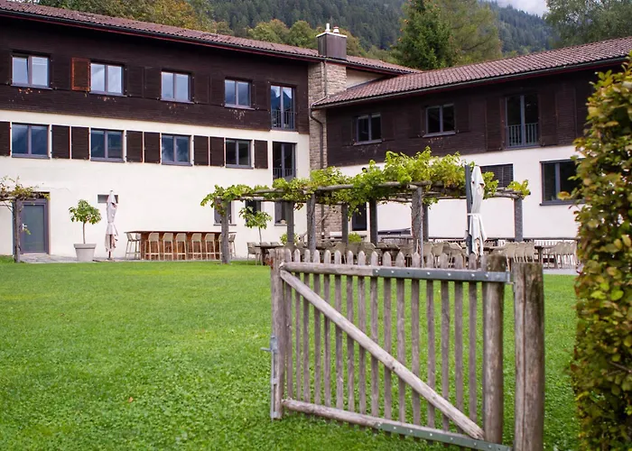 Family & Mountain C'est La Vie