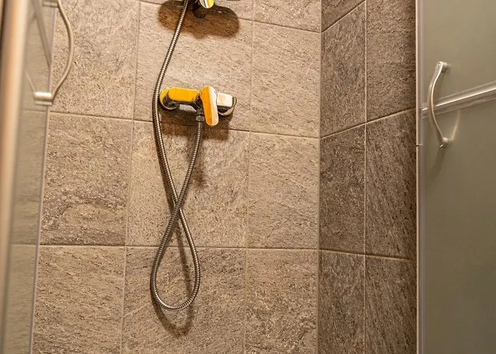 Hostel Family & Mountain C'est La Vie *